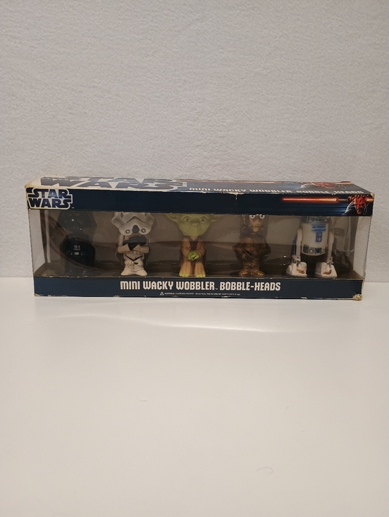 Star Wars Other - Star Wars Mini Bobble-Head Set - Black, White, Green, Gold, Blue